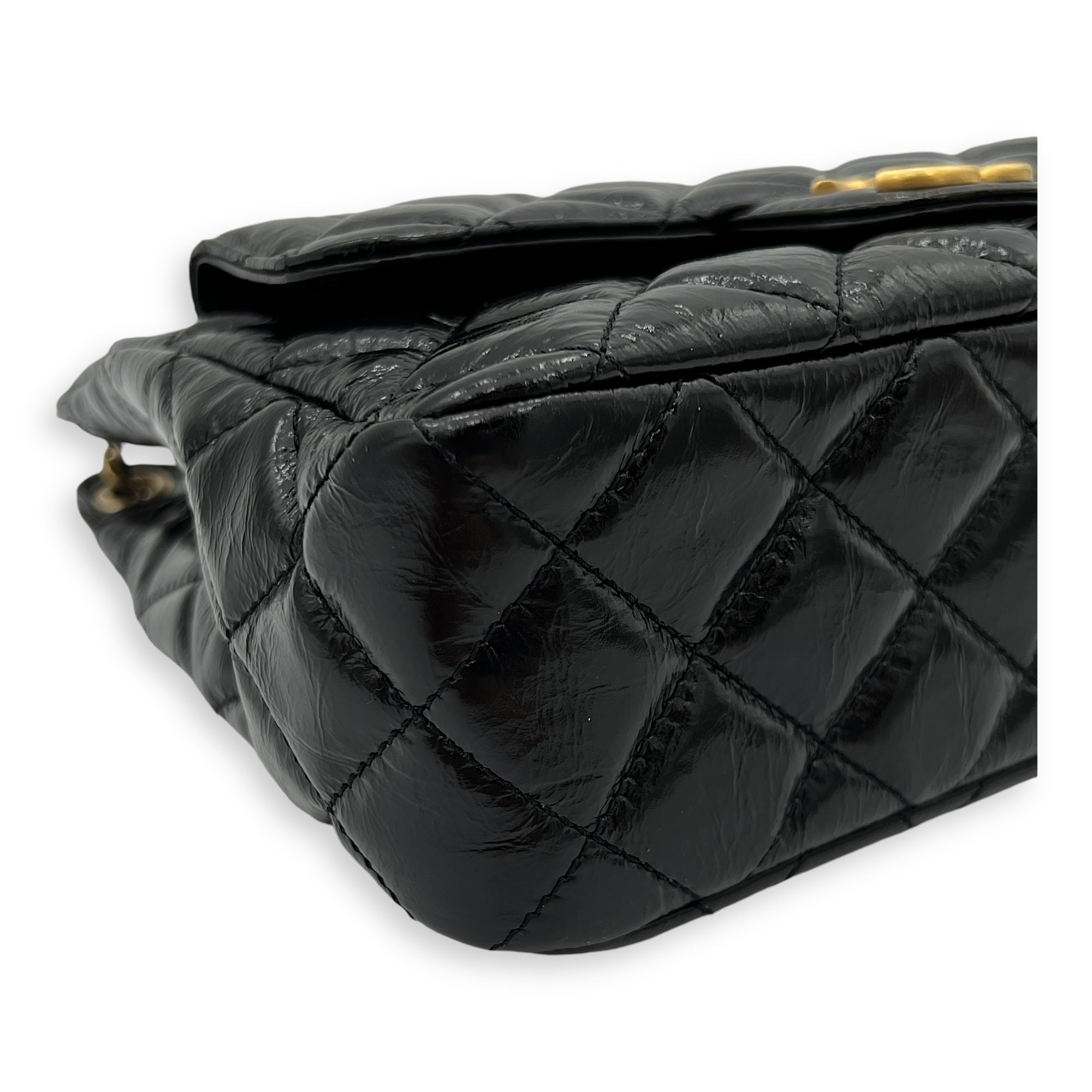 Hobo Black Shoulder Bag in Crinkled Calfskin, Gold hardware