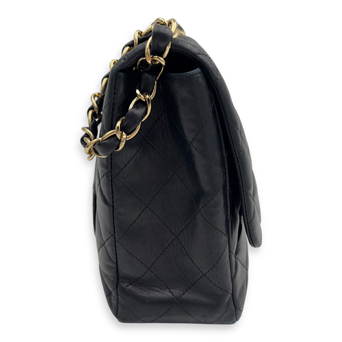 Chanel Classic Shoulder Bag Jumbo Black in Lambskin, Gold hardware_3
