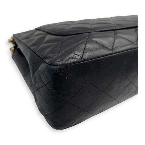 Chanel Classic Shoulder Bag Jumbo Black in Lambskin, Gold hardware_9