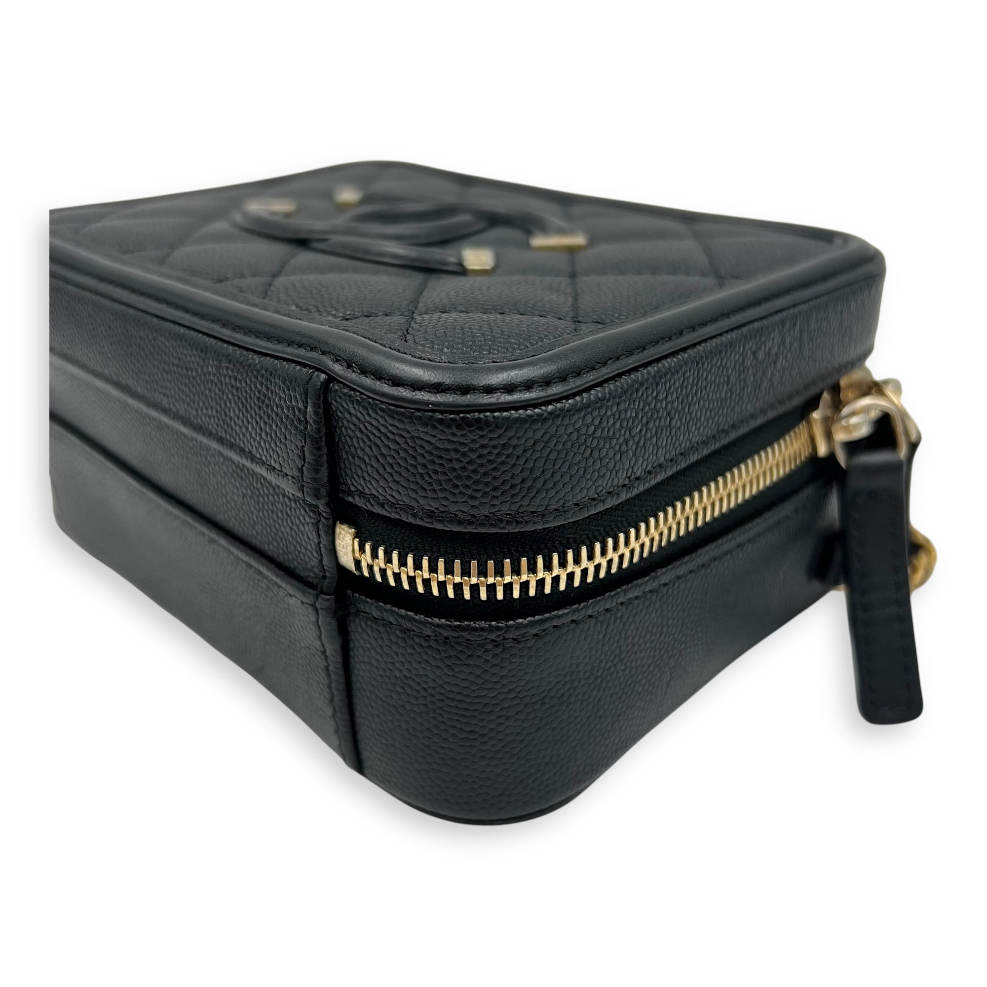 Chanel Filigree Small Black Vanity Bag in Caviar Leather, Gold hardware_8
