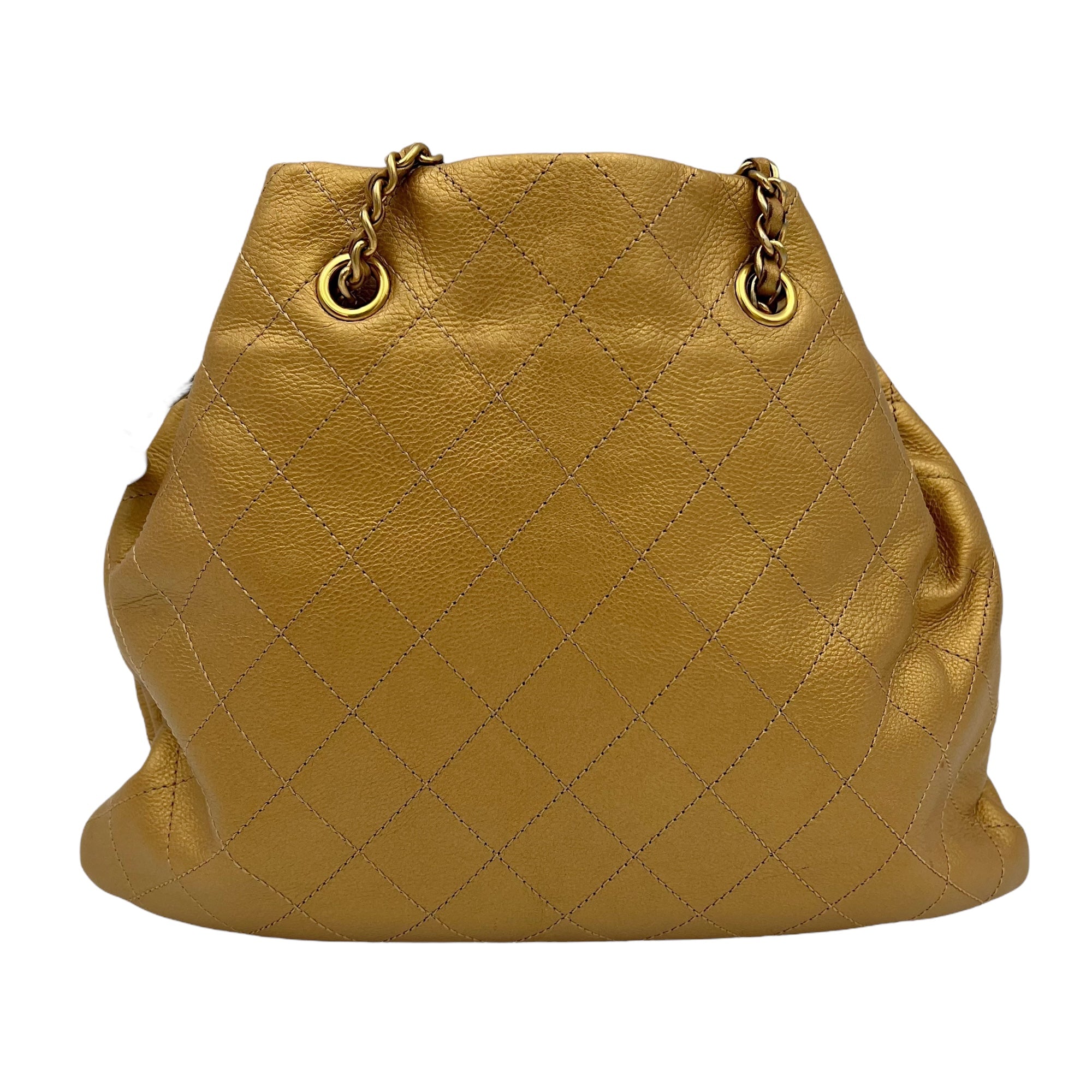 Chanel Quilted Drawstring Gold Shoulder Bag in Calfskin, Gold hardware_2