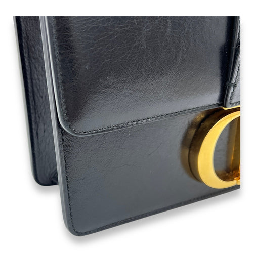 30 Montaigne Medium Shoulder bag in Calfskin, Gold Hardware