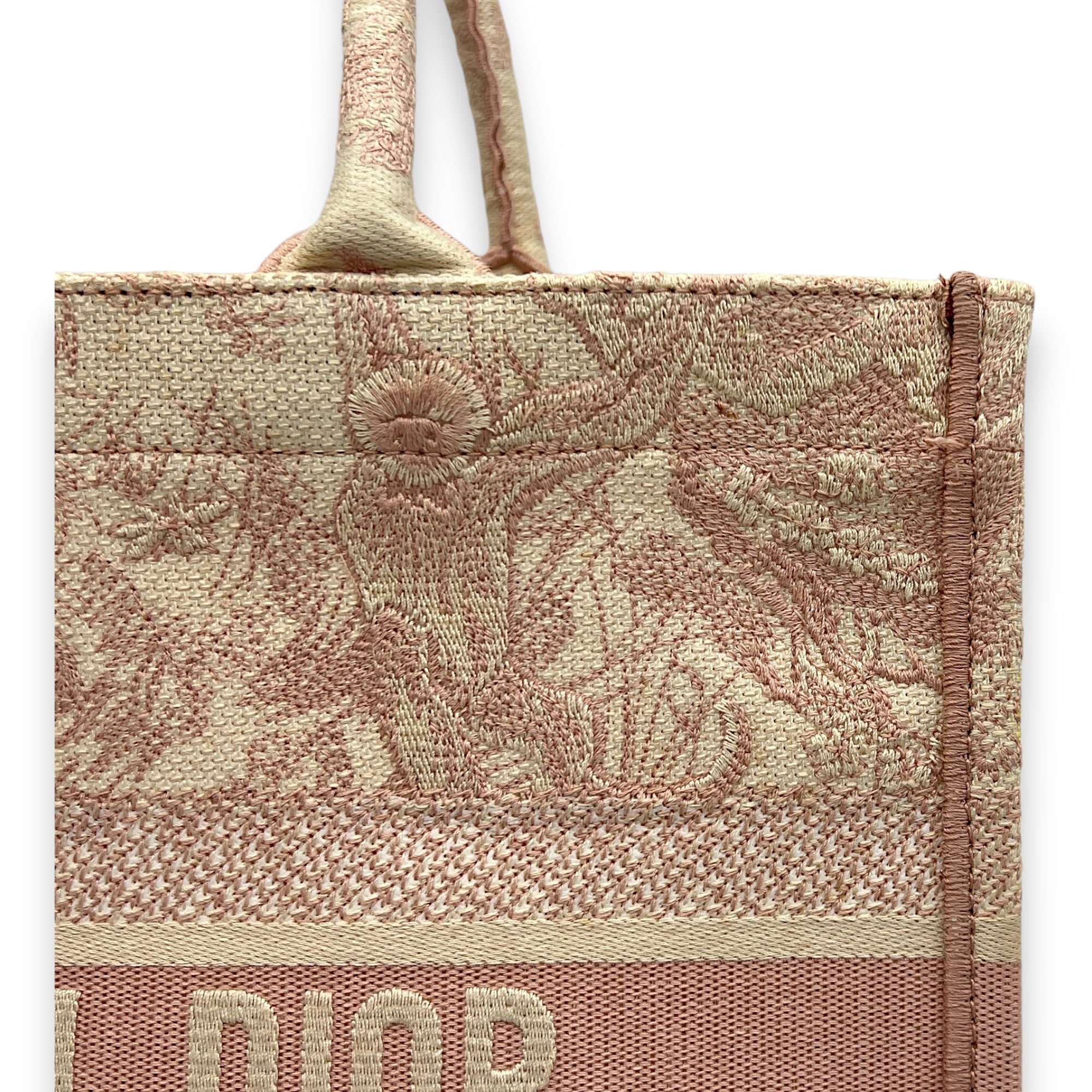 Book Tote Medium Tote bag in Jacquard, N/A Hardware