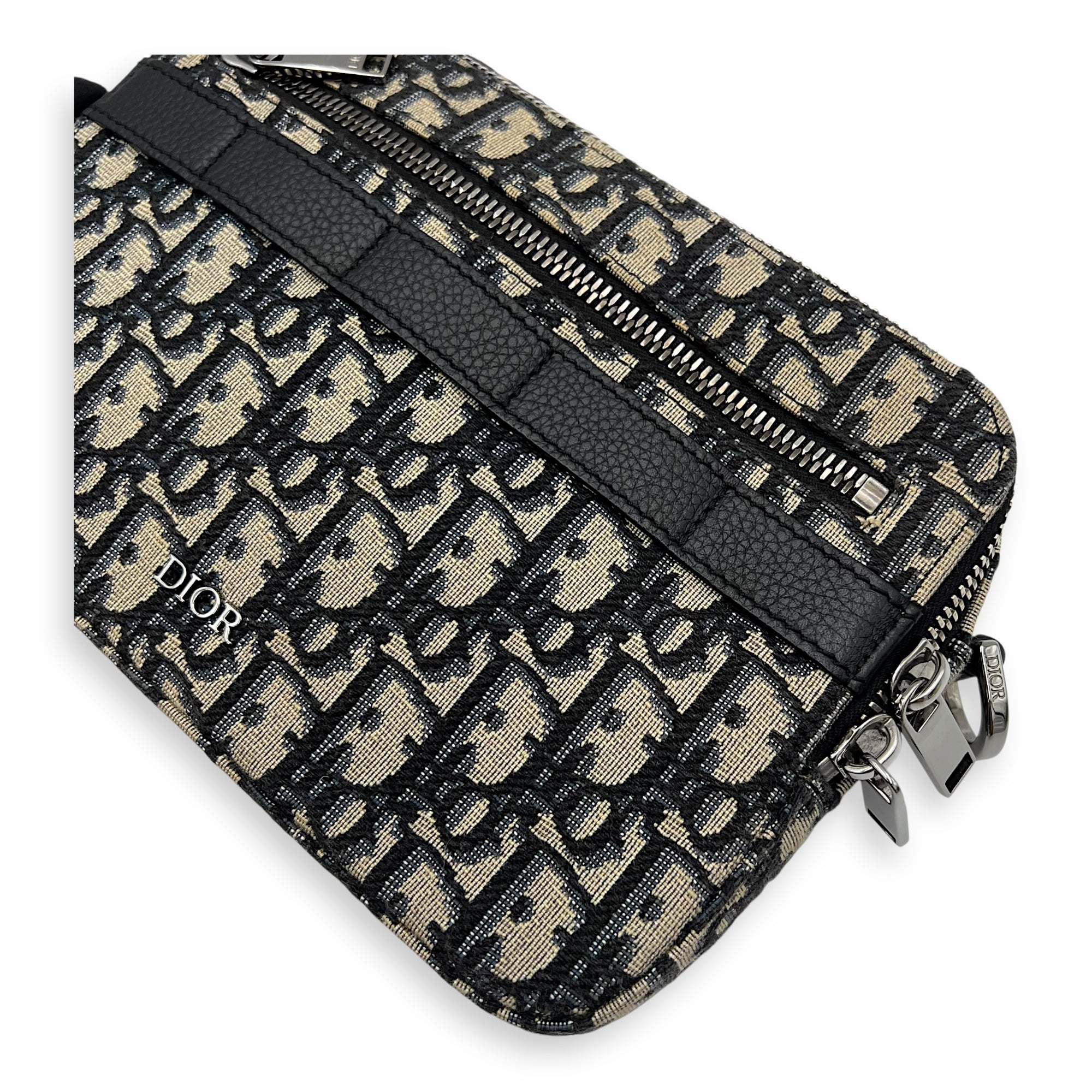 Christian Dior Safari Blue Crossbody Bag in Jacquard, Silver hardware_14