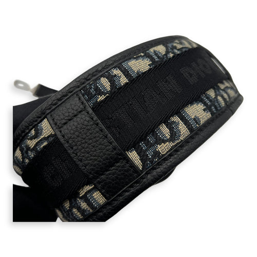 Christian Dior Safari Blue Crossbody Bag in Jacquard, Silver hardware_18