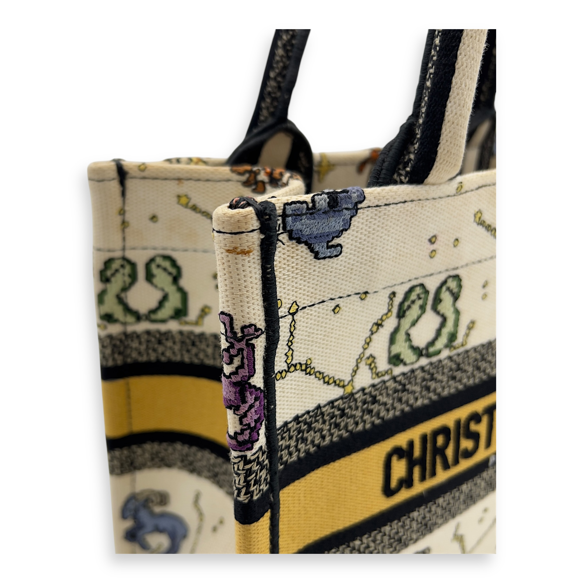 Dior Book Tote Small White Tote Bag in Canvas_11
