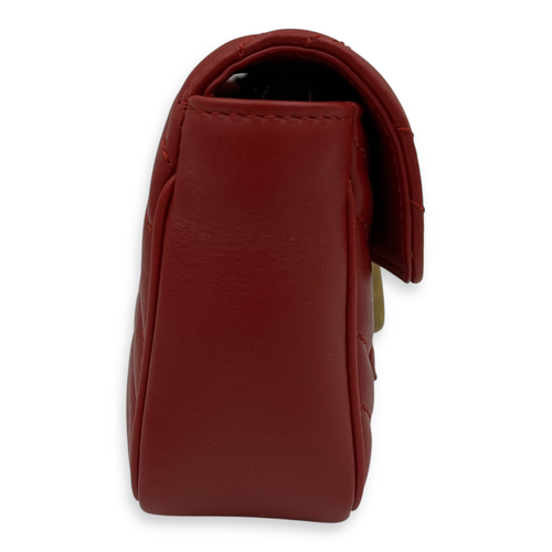Gucci GG Marmont Super Mini Red Crossbody Bag in Calfskin, Gold hardware_4