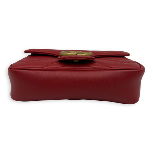 Gucci GG Marmont Super Mini Red Crossbody Bag in Calfskin, Gold hardware_5