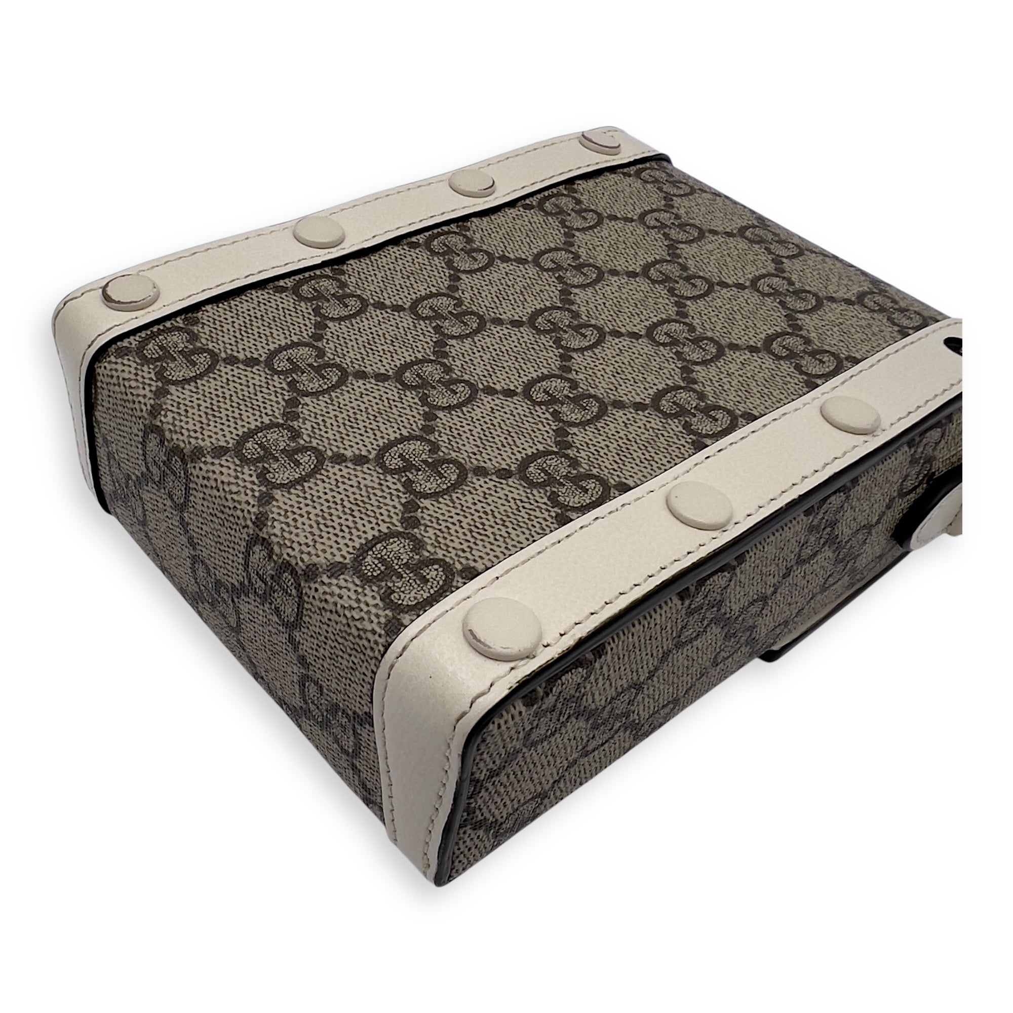 Gucci Horsebit 1955 Brown Crossbody Bag in Monogram Coated Canvas, Gold hardware_10