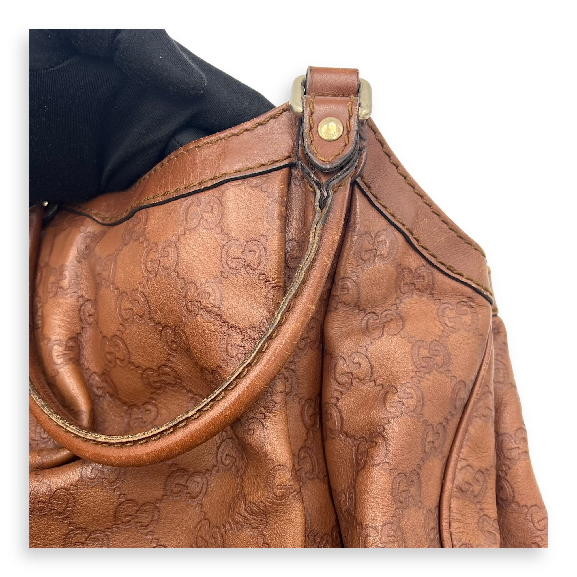 Gucci Shukey Shoulder Bag Brown in Calfskin, Gold hardware_17