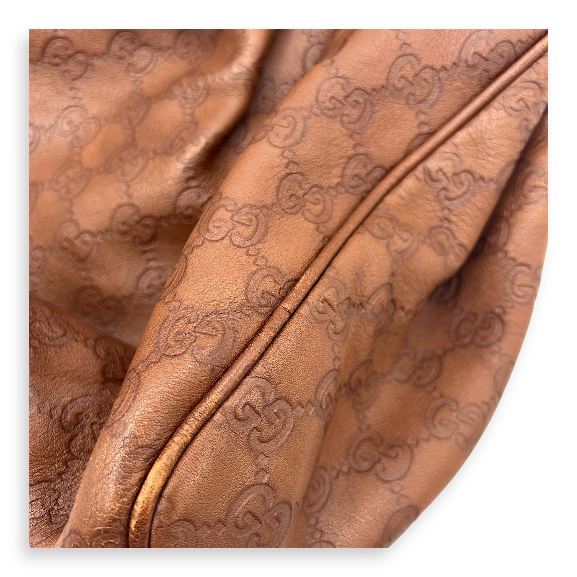 Gucci Shukey Shoulder Bag Brown in Calfskin, Gold hardware_18