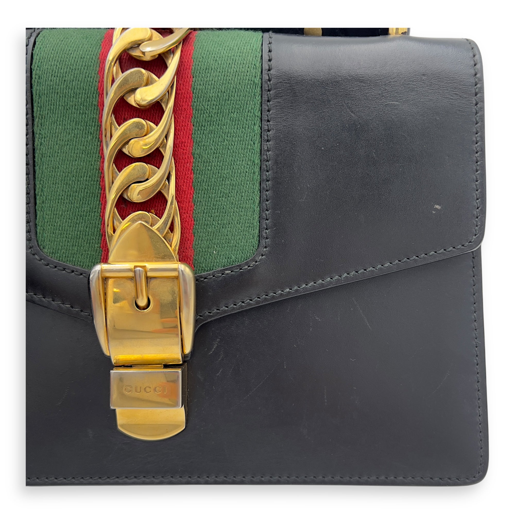Gucci Sylvie Shoulder Bag Black in Calfskin, Gold hardware_13