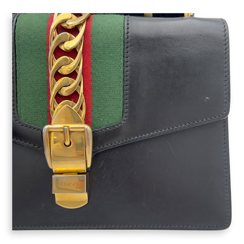 Gucci Sylvie Shoulder Bag Black in Calfskin, Gold hardware_13