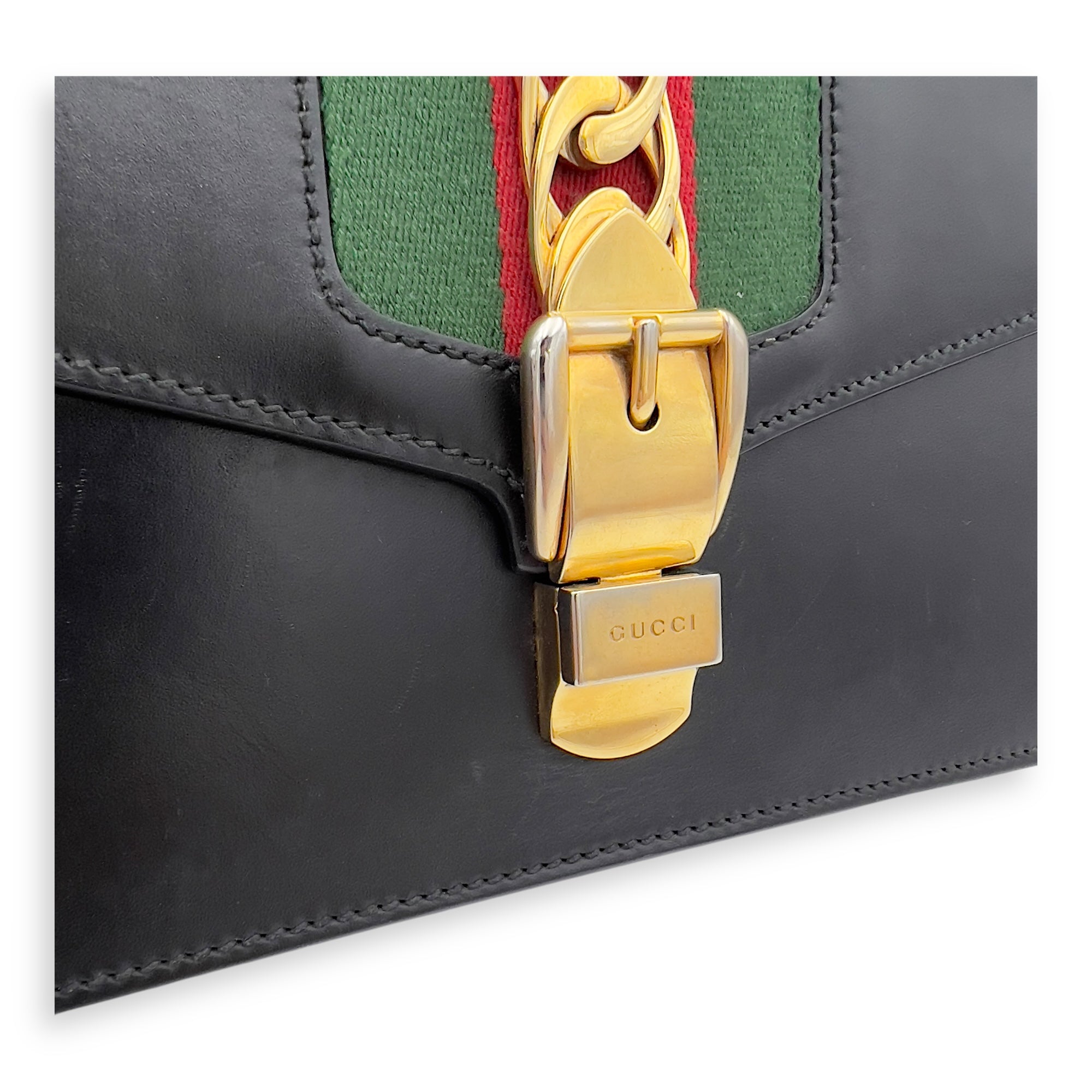 Gucci Sylvie Shoulder Bag Black in Calfskin, Gold hardware_15