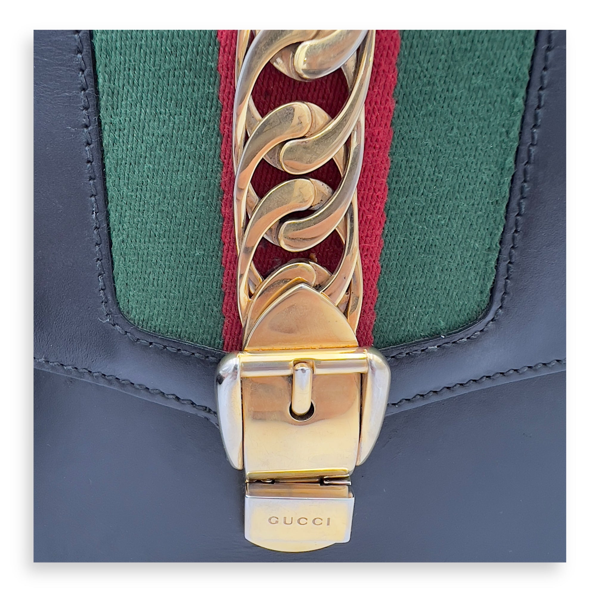 Gucci Sylvie Shoulder Bag Black in Calfskin, Gold hardware_19