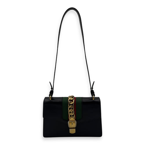 Gucci Sylvie Shoulder Bag Black in Calfskin, Gold hardware_33