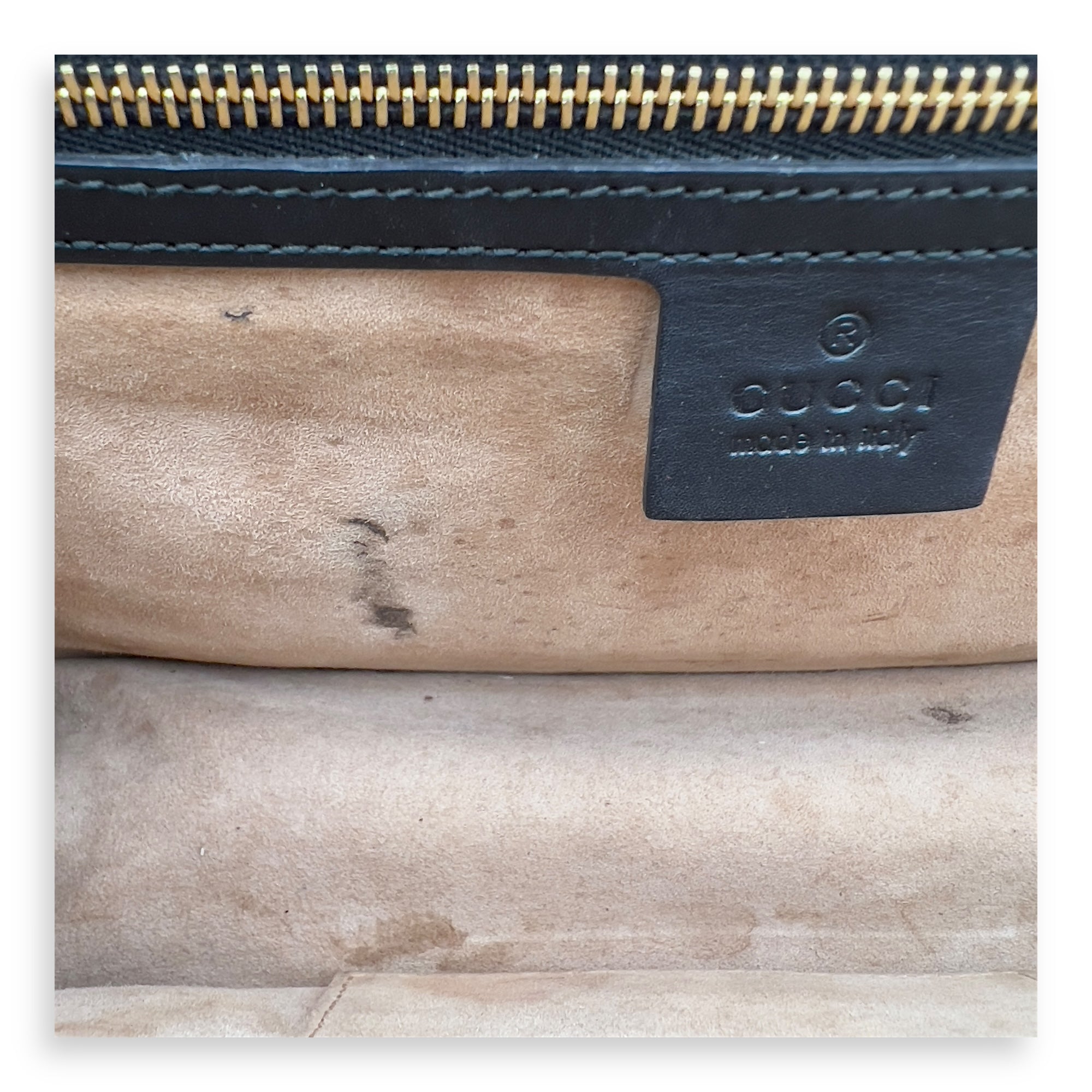Gucci Sylvie Shoulder Bag Black in Calfskin, Gold hardware_9
