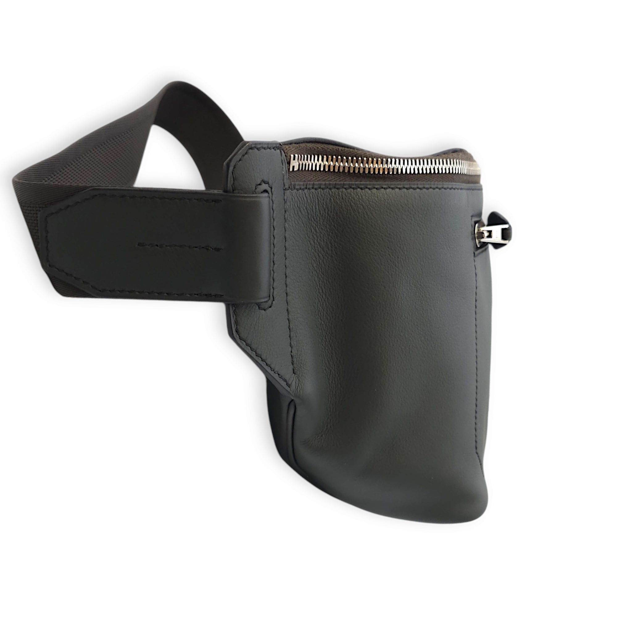 Chyslide Belt Bag GM Vert in Cristobal, Silver hardware