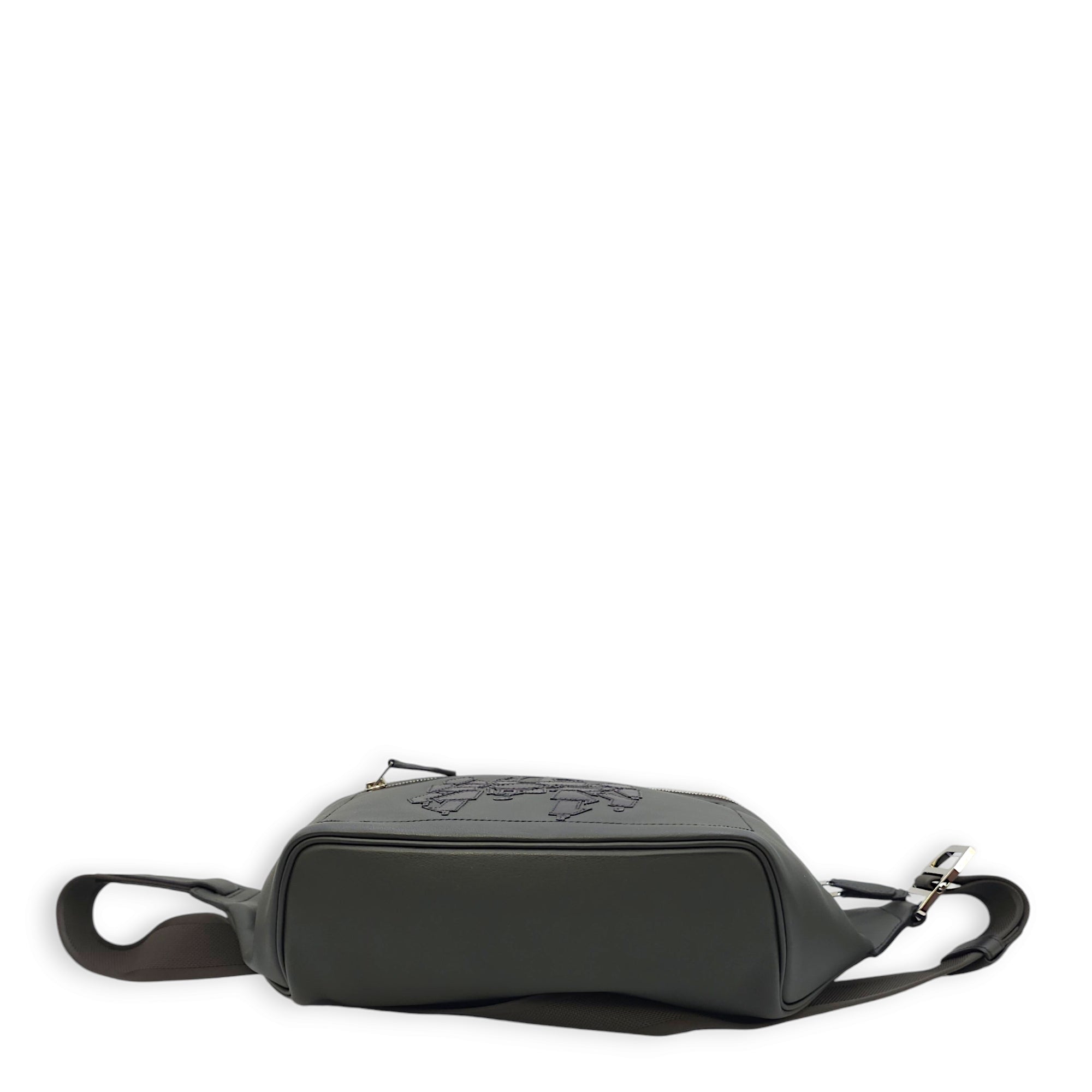 Chyslide Belt Bag GM Vert in Cristobal, Silver hardware