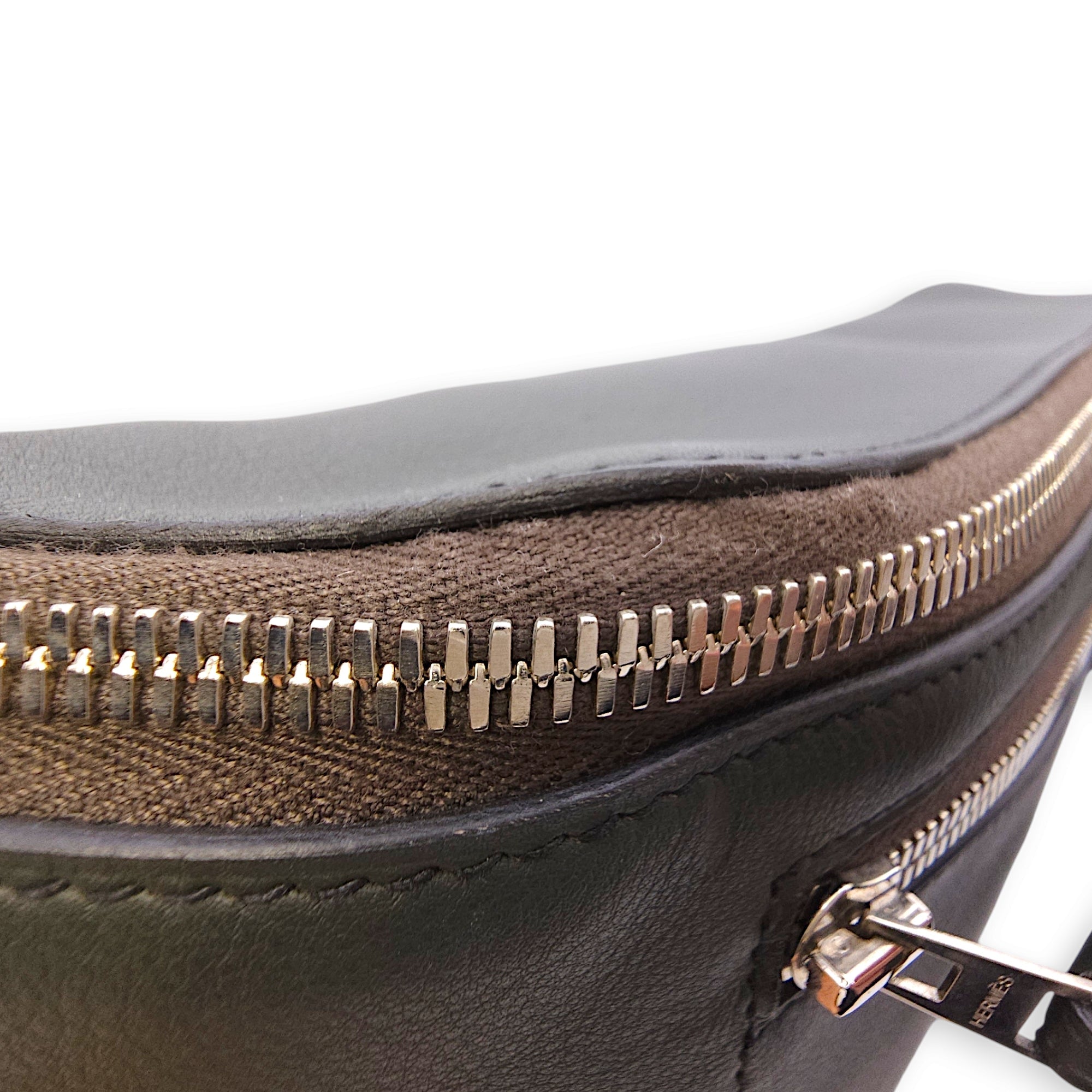 Chyslide Belt Bag GM Vert in Cristobal, Silver hardware