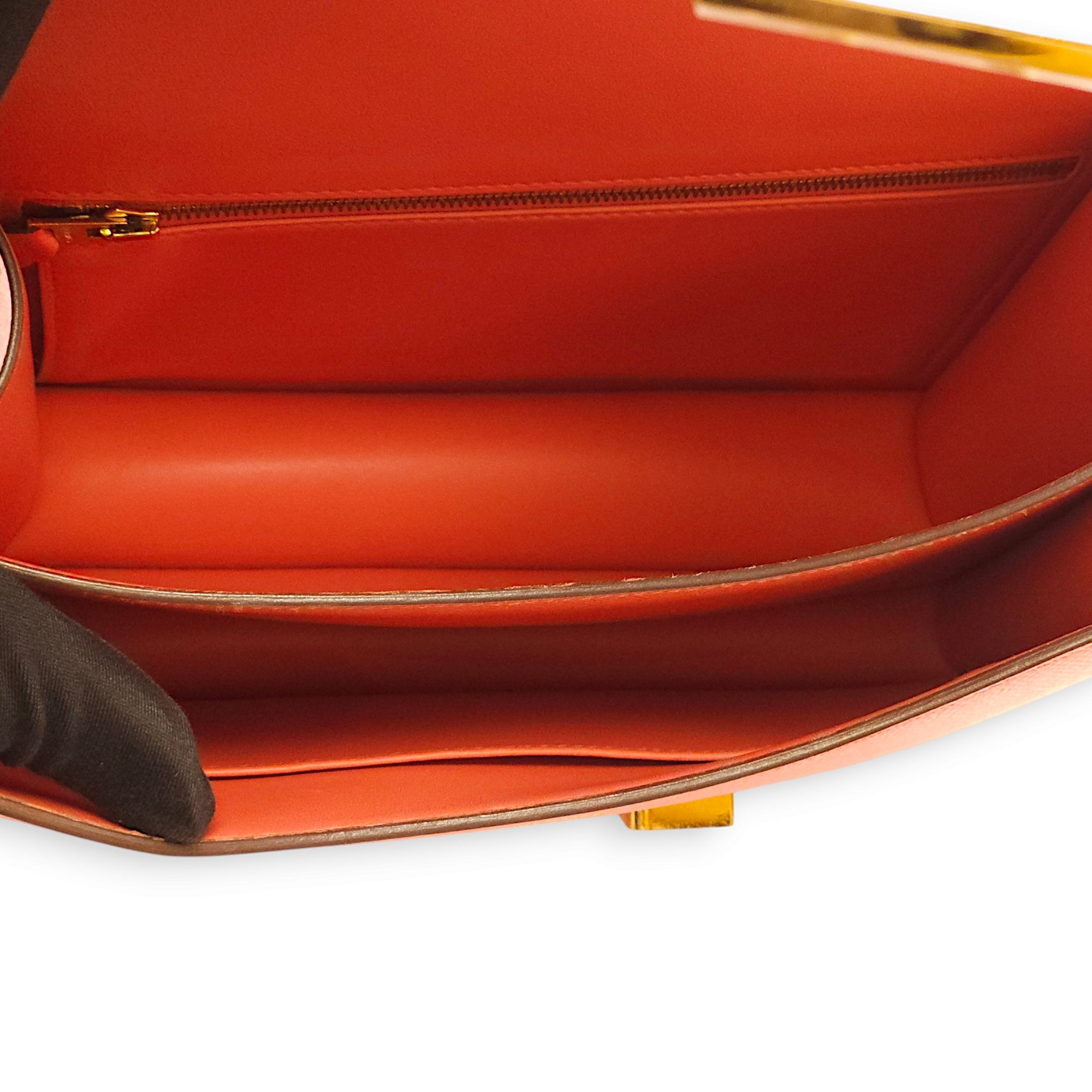 Constance 24 Rose Jaipur in Epsom, Gold hardware