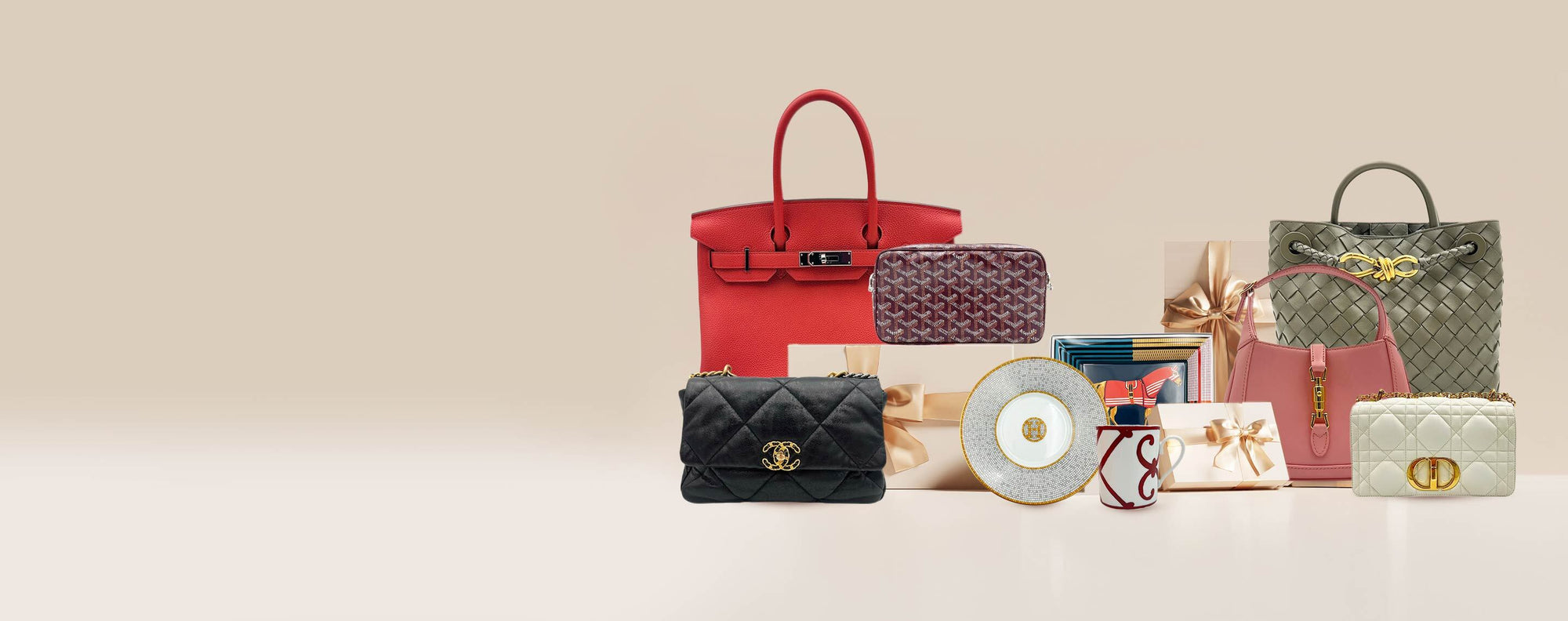 LL_CL-xmaspromo-gifting_2880x1140_47092ba6-18d2-4040-8642-c5030d8d1338
