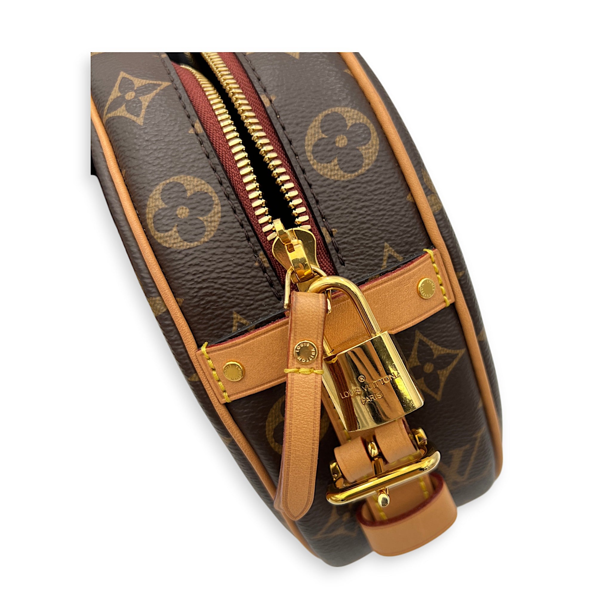 Louis Vuitton Boite a Chapeau Crossbody Bag MM Brown in Monogram Coated Canvas , Gold Hardware_10