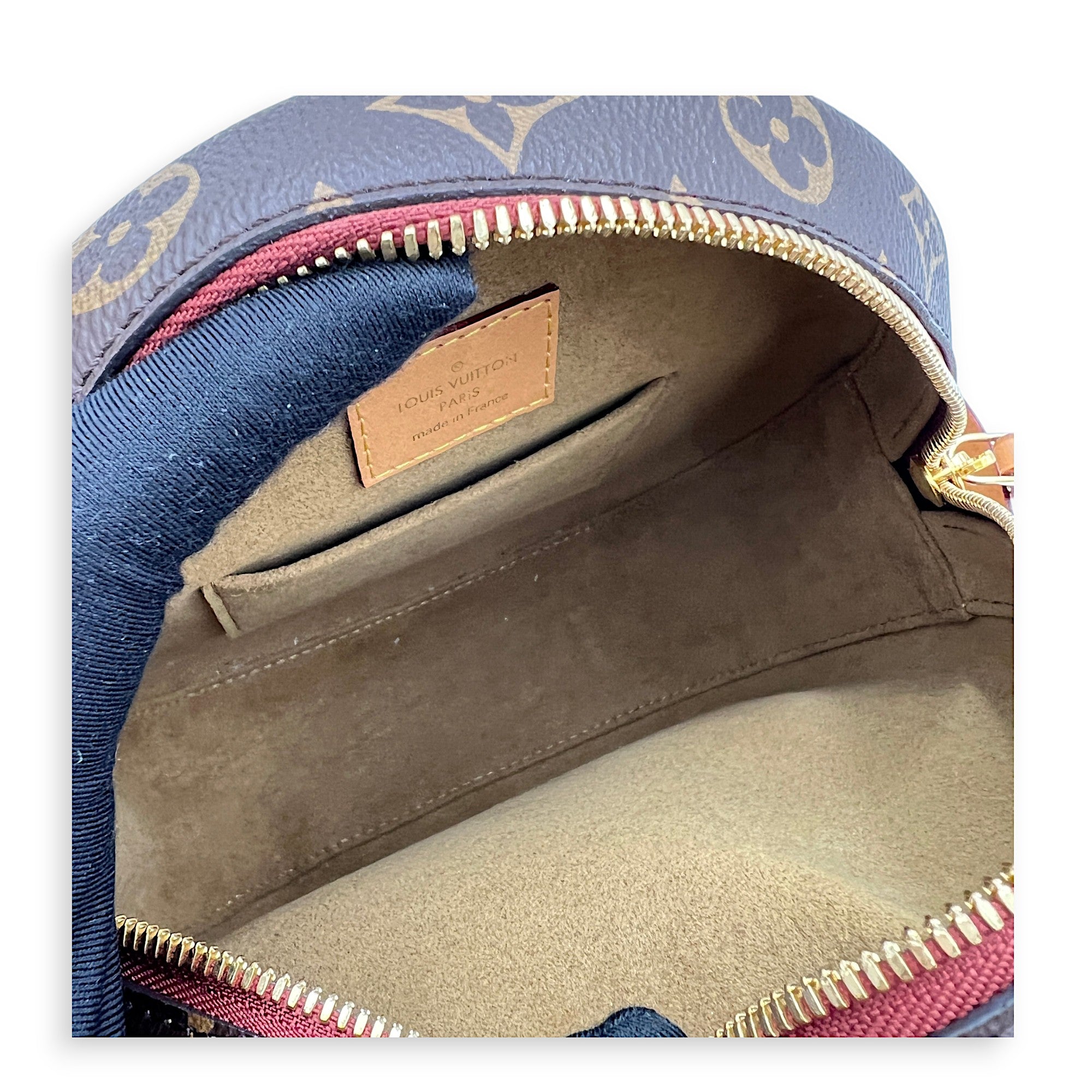 Louis Vuitton Boite a Chapeau Crossbody Bag MM Brown in Monogram Coated Canvas , Gold Hardware_6