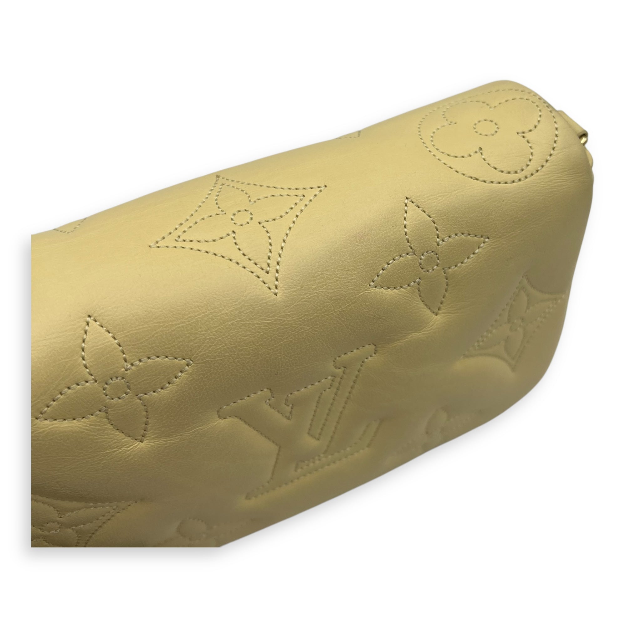 Louis Vuitton Bubblegram Wallet on Strap Yellow Crossbody Bag in Lambskin, Gold hardware_15