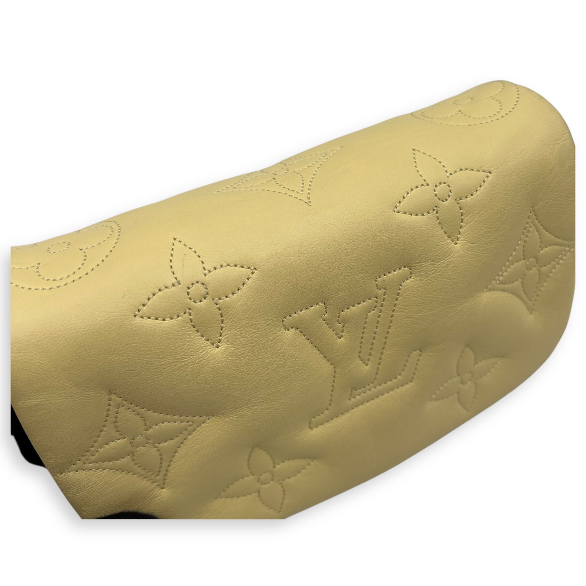 Louis Vuitton Bubblegram Wallet on Strap Yellow Crossbody Bag in Lambskin, Gold hardware_17