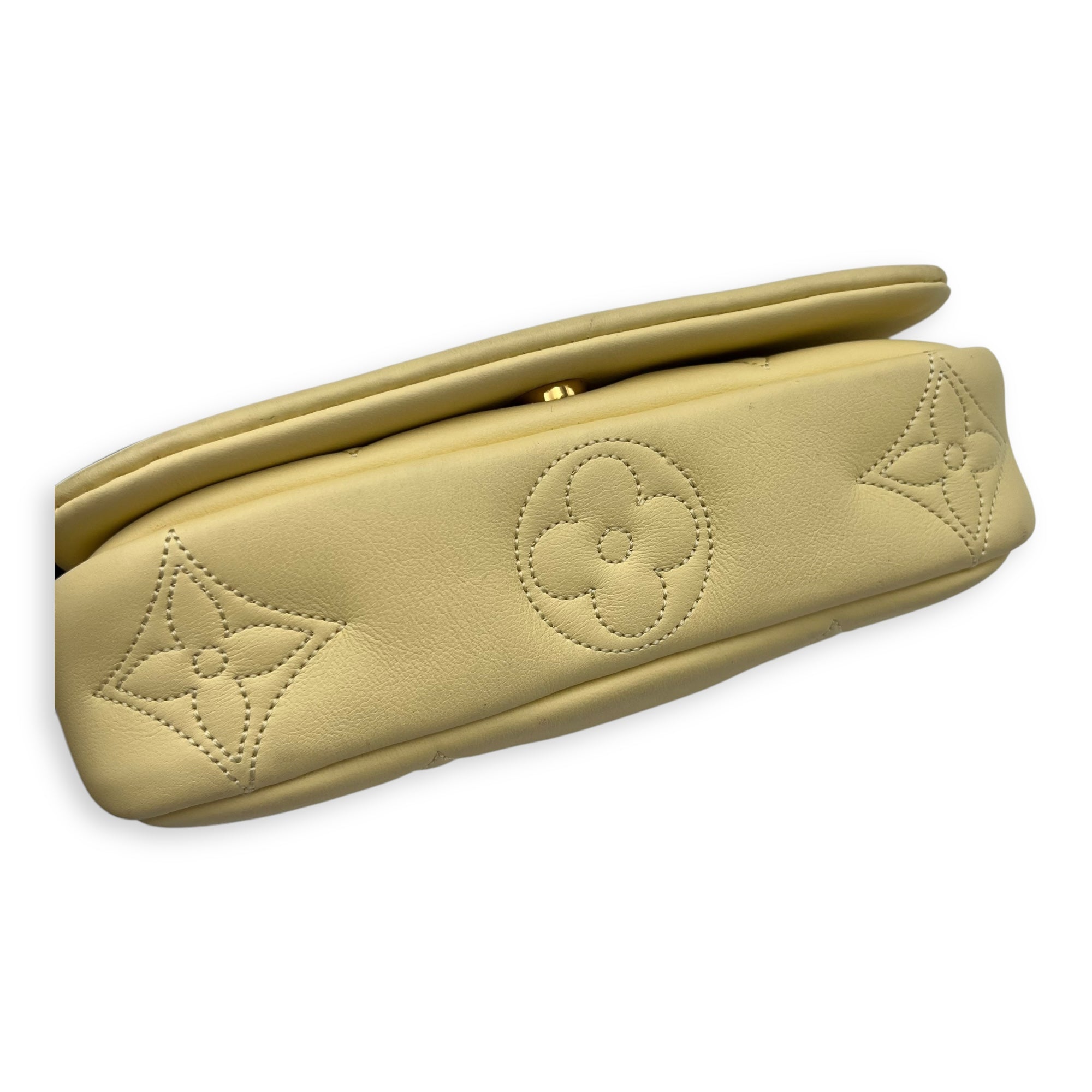 Louis Vuitton Bubblegram Wallet on Strap Yellow Crossbody Bag in Lambskin, Gold hardware_18