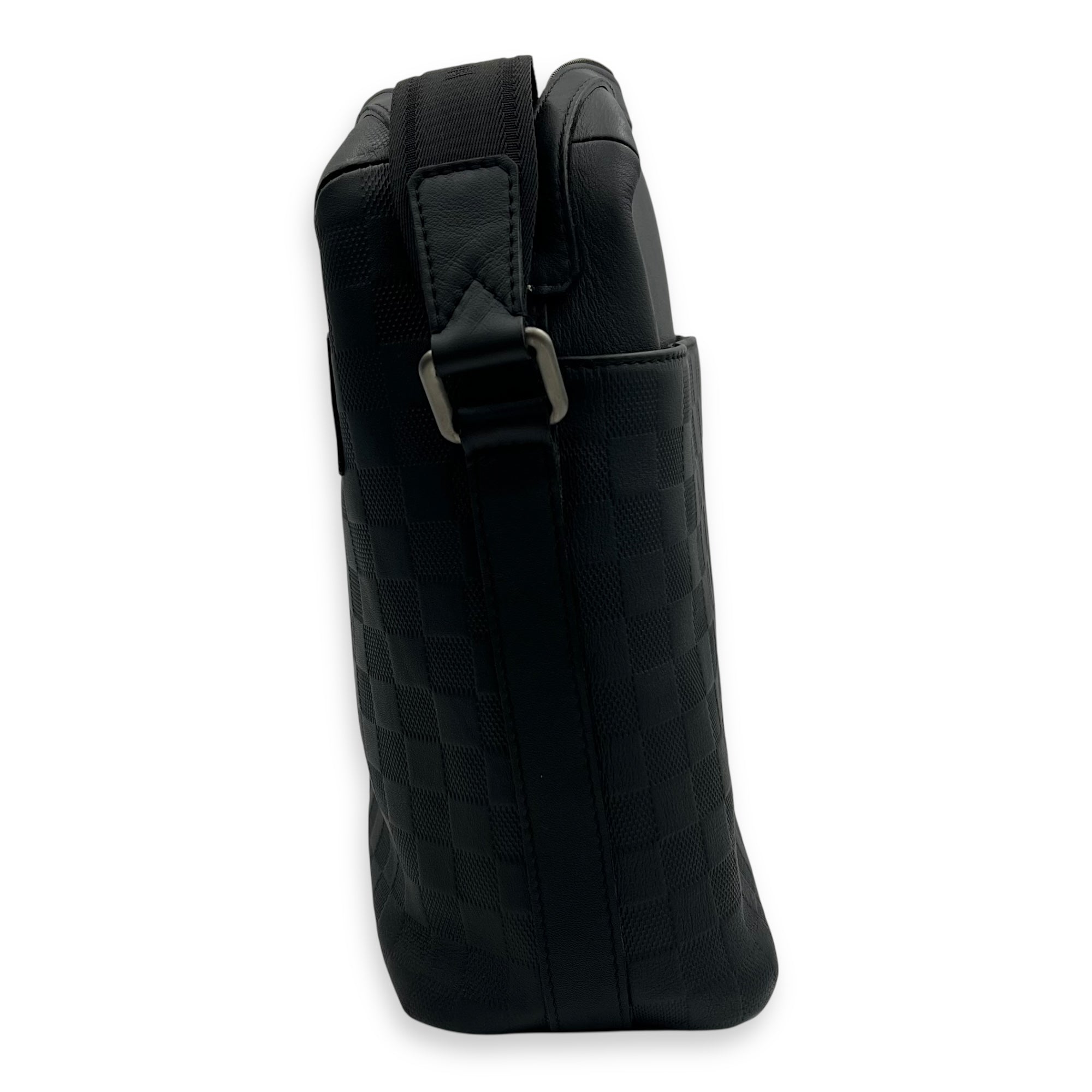 Louis Vuitton Calypso Messenger Black in Damier Infini, Gunmetal hardware_4