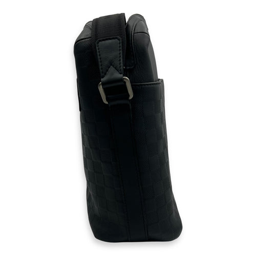 Louis Vuitton Calypso Messenger Black in Damier Infini, Gunmetal hardware_4