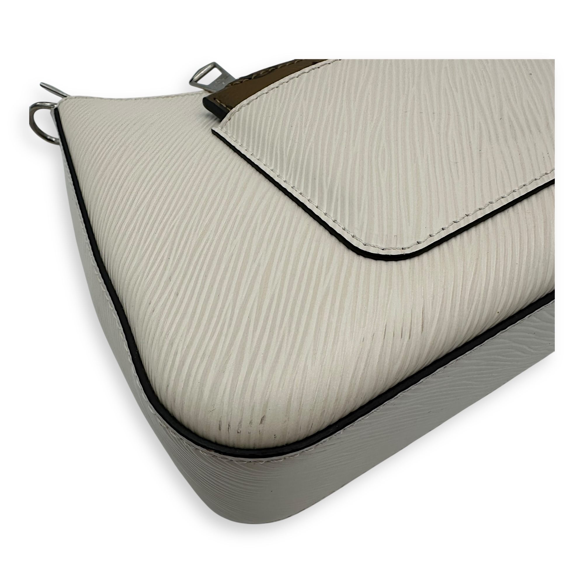 Louis Vuitton  Marelle Shoulder Bag Shoulder bag in Epi leather, Silver Hardware_4
