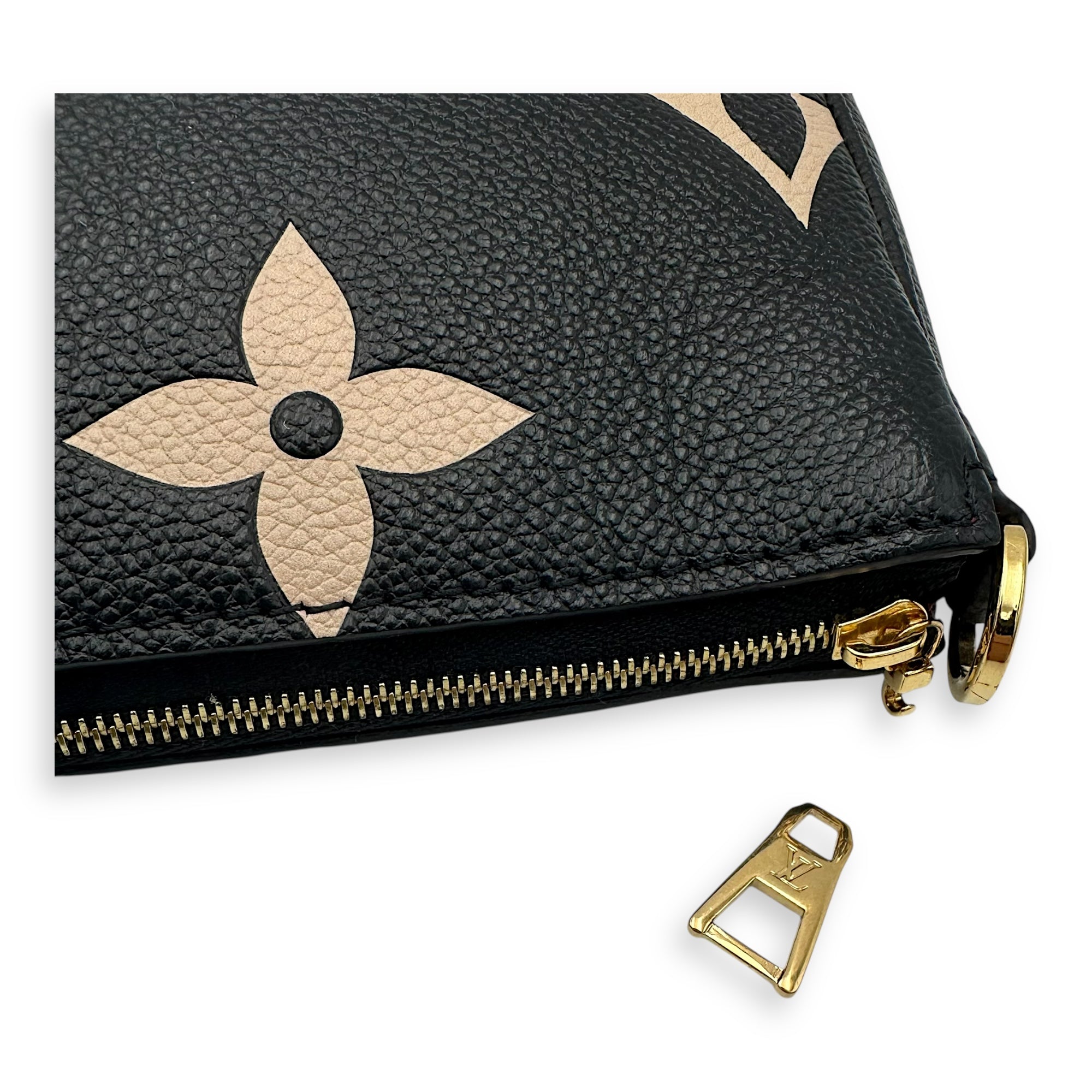 Louis Vuitton Multi-Pochette Accessoires Crossbody Bag  Black in Monogram Empreinte Leather , Gold Hardware_10