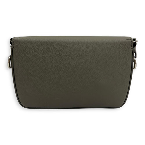 Louis Vuitton Pilot Wearable Wallet Belt Bag Green in Taurillon Leather, Silver hardware_2