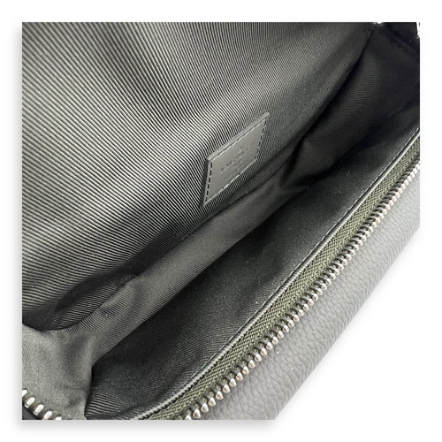 Louis Vuitton Pilot Wearable Wallet Belt Bag Green in Taurillon Leather, Silver hardware_7
