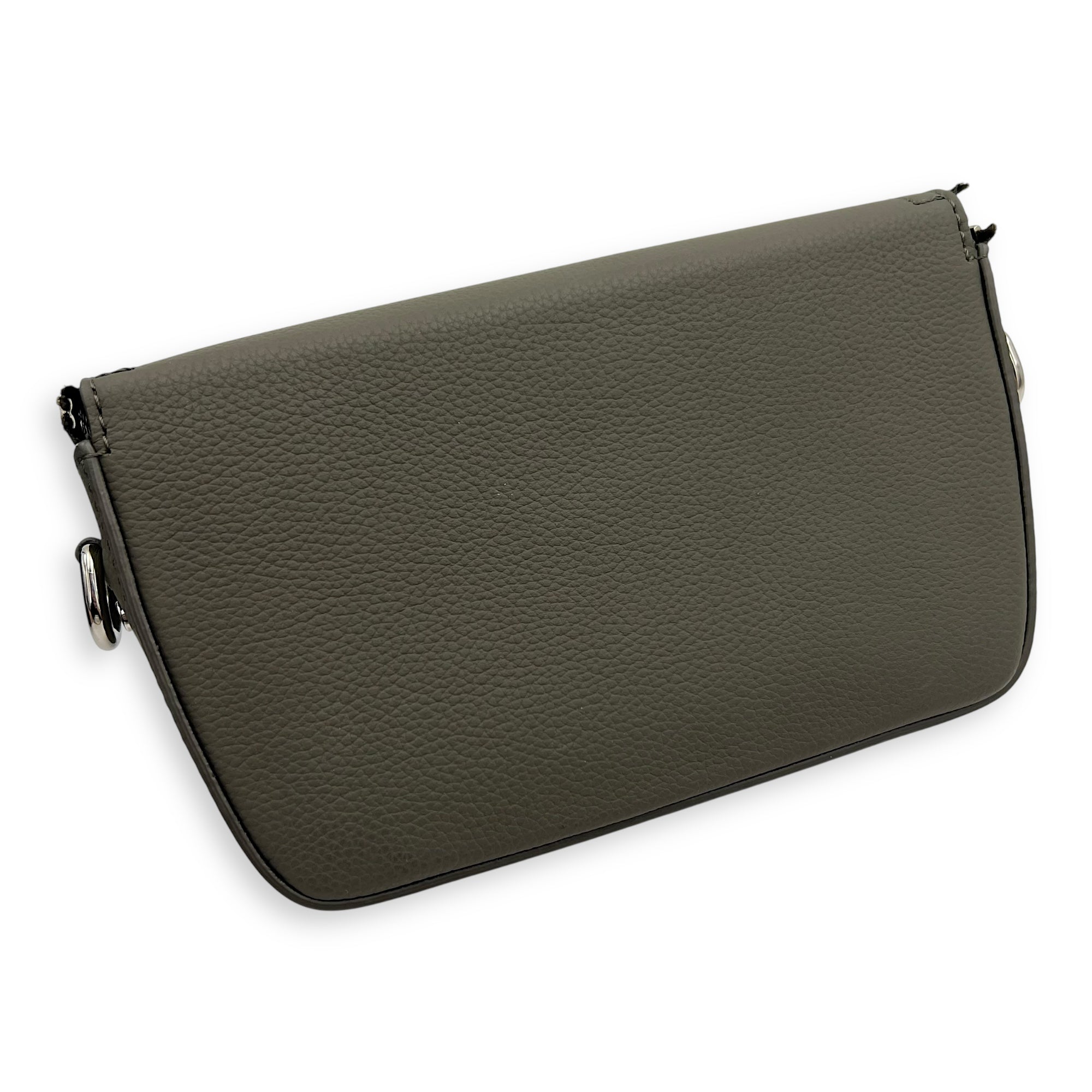Louis Vuitton Pilot Wearable Wallet Belt Bag Green in Taurillon Leather, Silver hardware_8