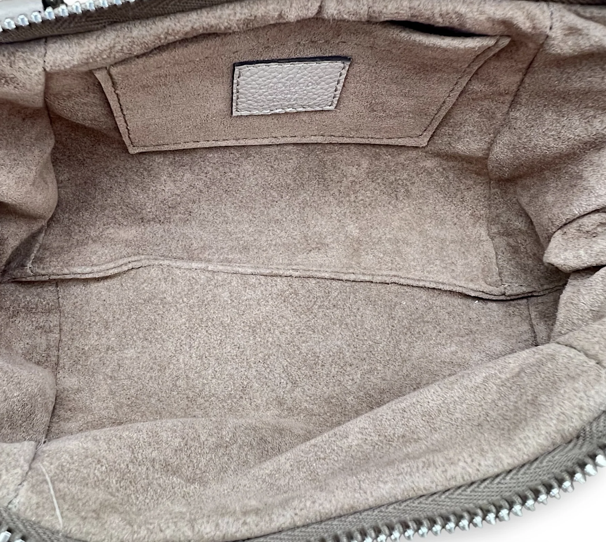 Louis Vuitton Scala Pouch Beige Gray Crossbody Bag in Mahina Leather, Silver hardware_1