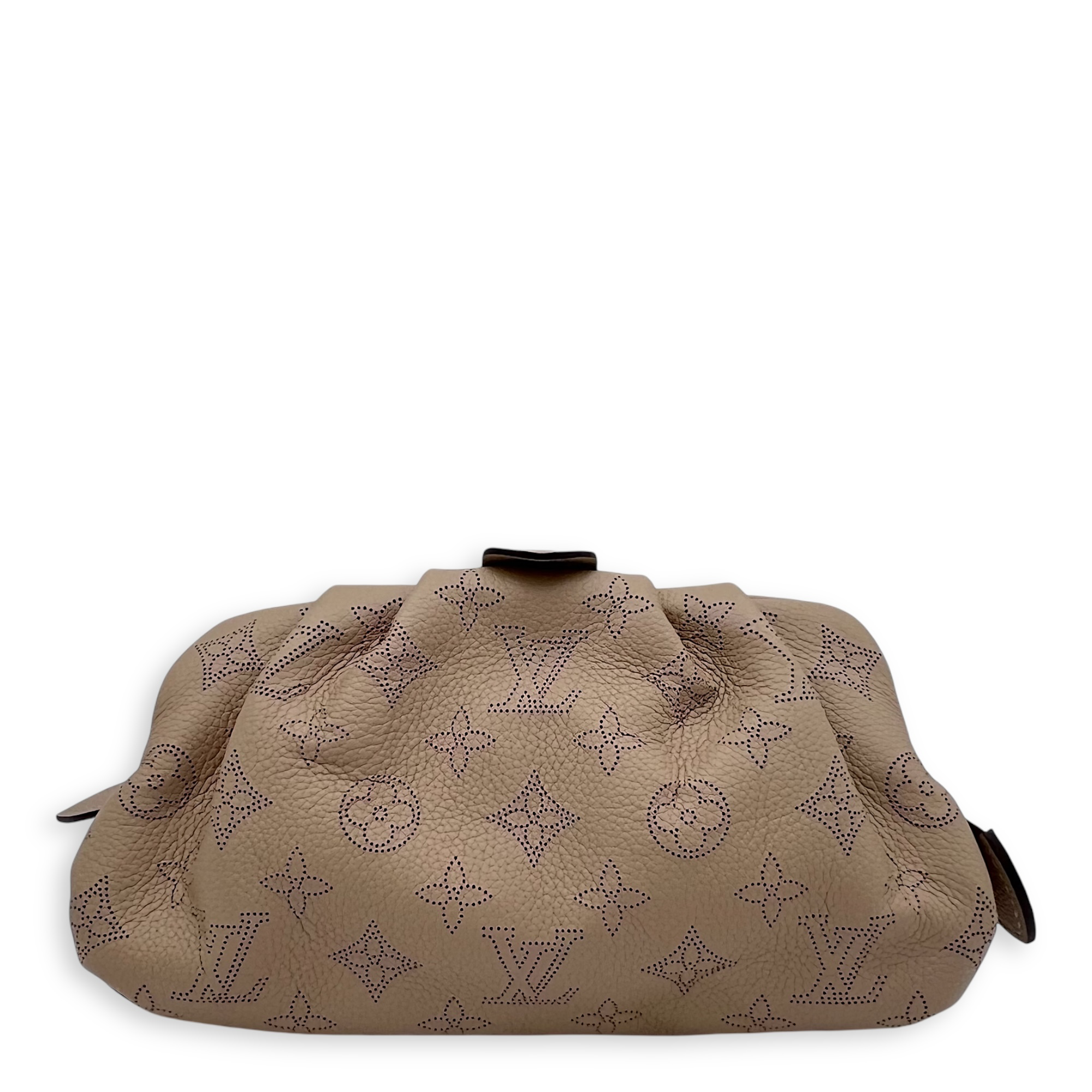 Louis Vuitton Scala Pouch Beige Gray Crossbody Bag in Mahina Leather, Silver hardware_2