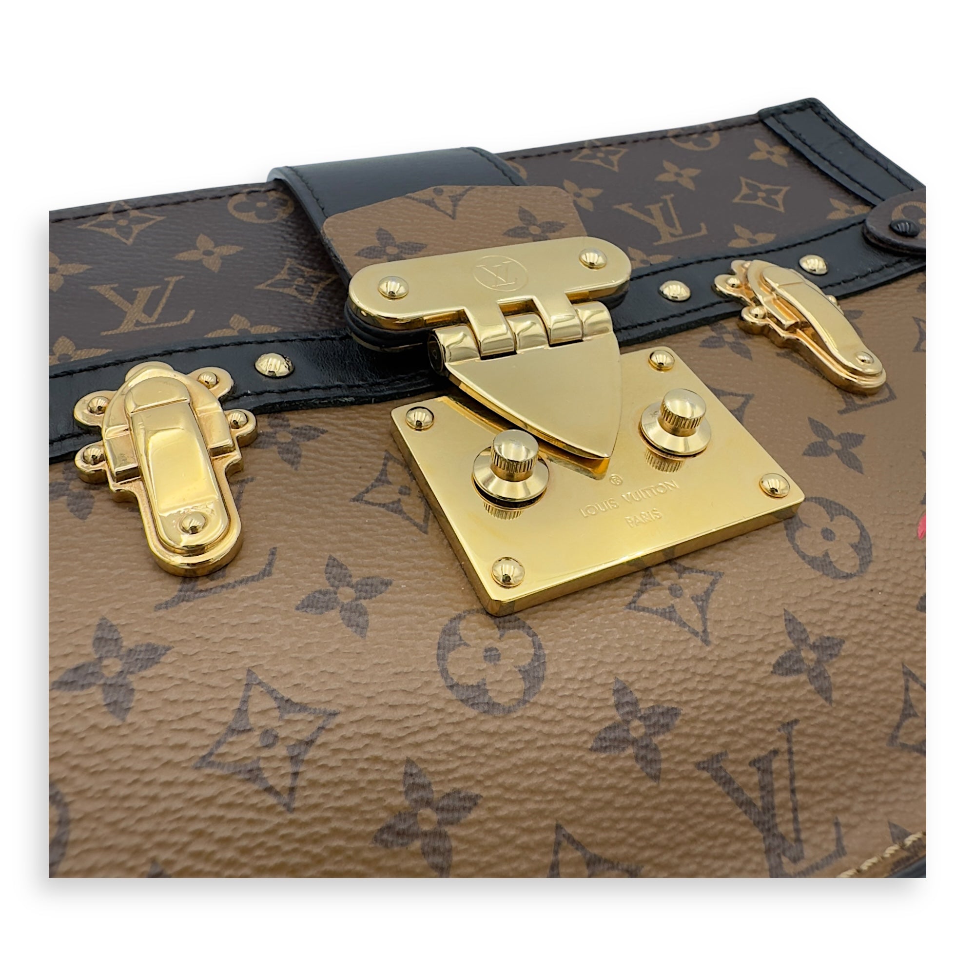 Louis Vuitton Trunk Clutch 2 Way Brown Crossbody Bag in Coated Canvas, Gold hardware_16