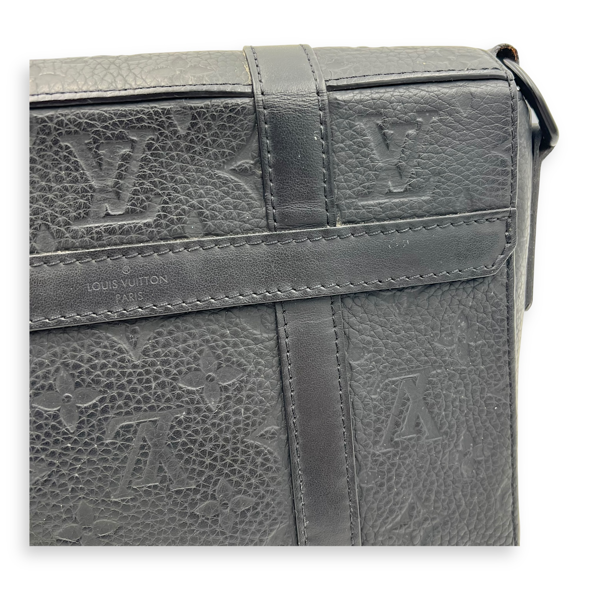 Louis Vuitton Trunk Crossbody Bag Black in Monogram Empreinte Leather, Lacquered Metal hardware_10