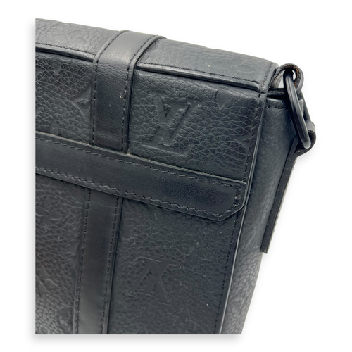 Louis Vuitton Trunk Crossbody Bag Black in Monogram Empreinte Leather, Lacquered Metal hardware_11