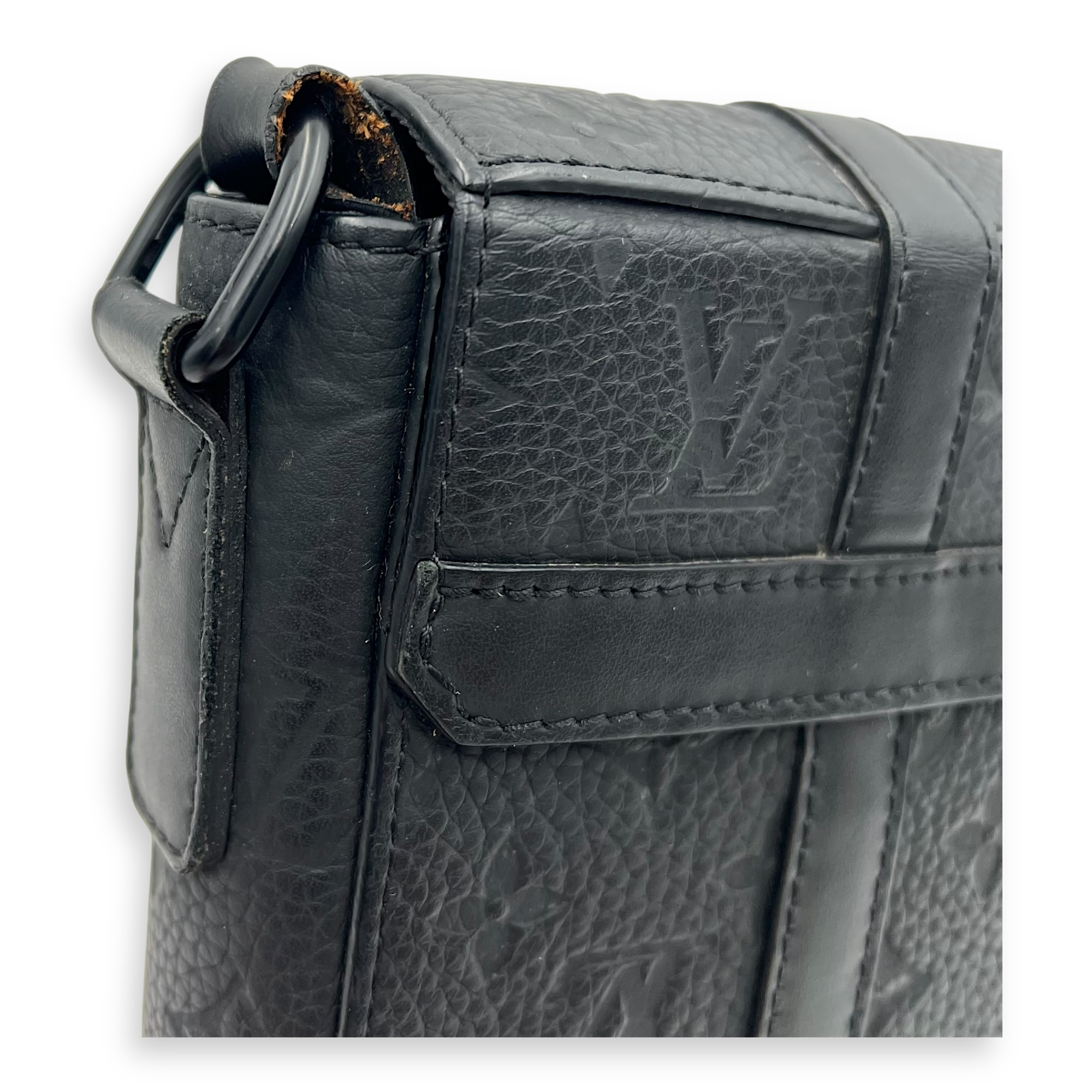 Louis Vuitton Trunk Crossbody Bag Black in Monogram Empreinte Leather, Lacquered Metal hardware_12