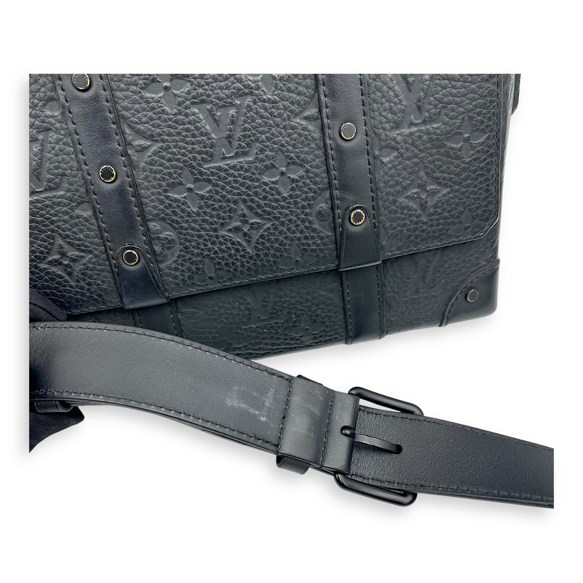 Louis Vuitton Trunk Crossbody Bag Black in Monogram Empreinte Leather, Lacquered Metal hardware_18