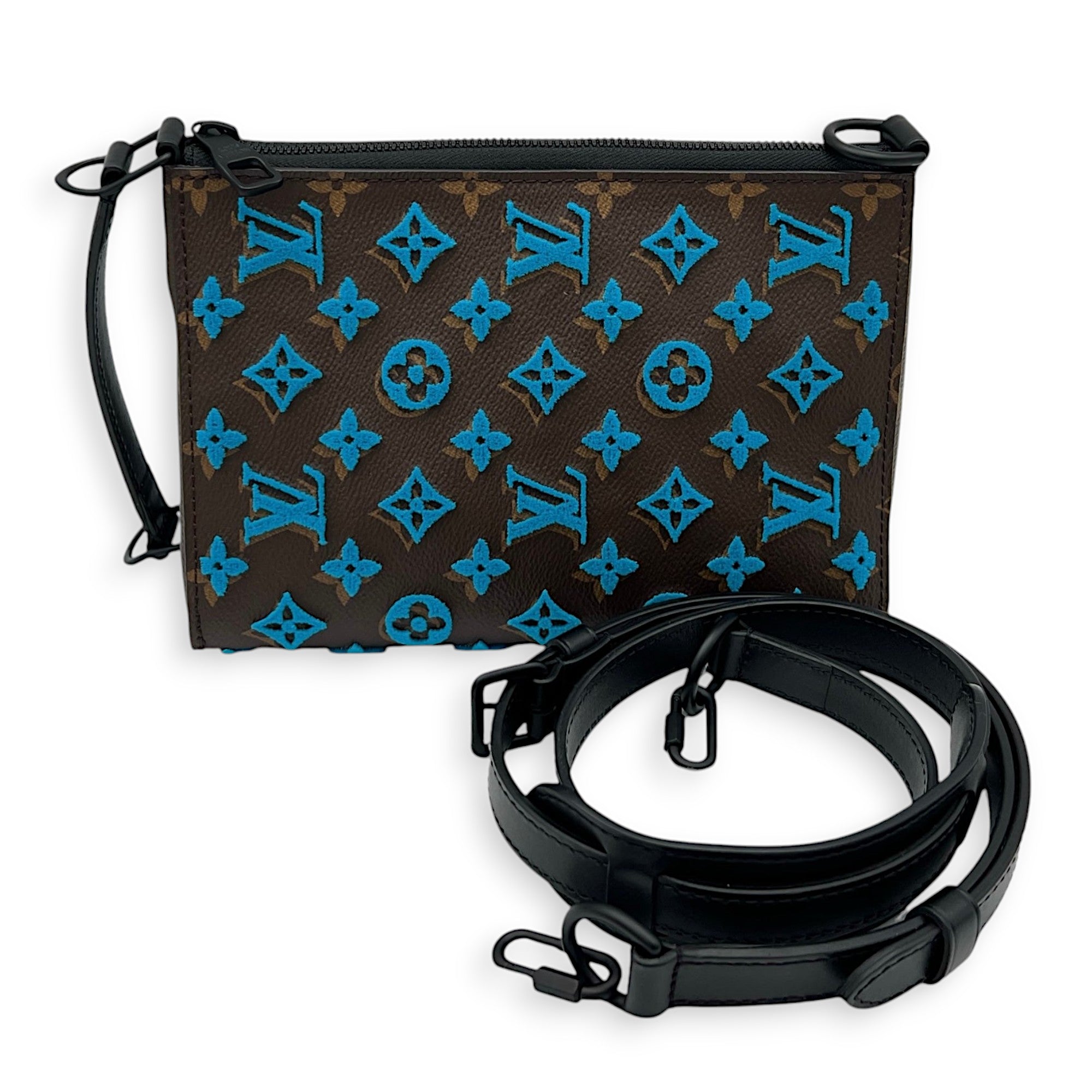 Louis Vuitton  Tuffetage Triangle Messenger bag in Monogram coated canvas, Lacquered Metal Hardware_1
