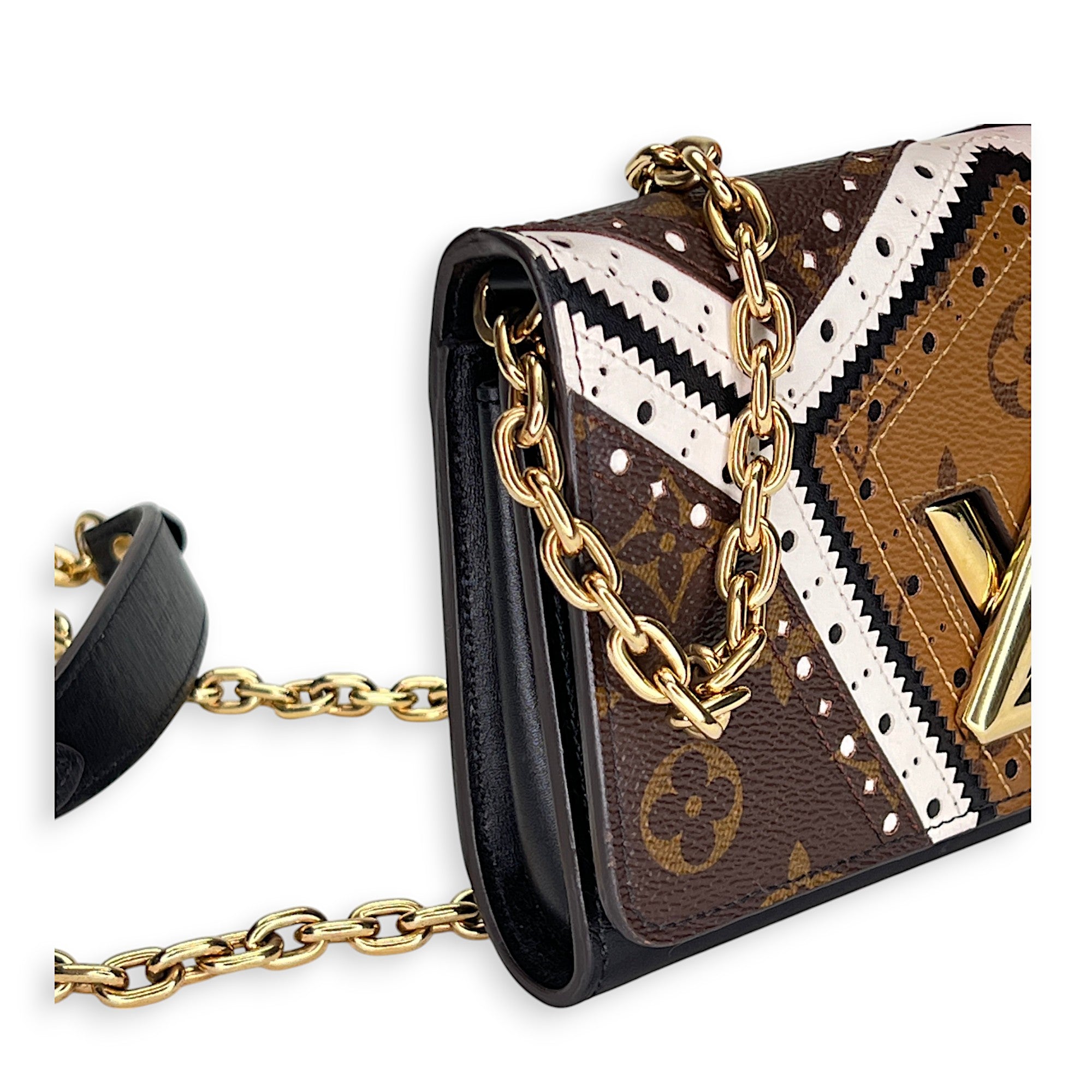 Louis Vuitton  Twist Satin Wallet on chain in Monogram coated canvas, Gold Hardware_10
