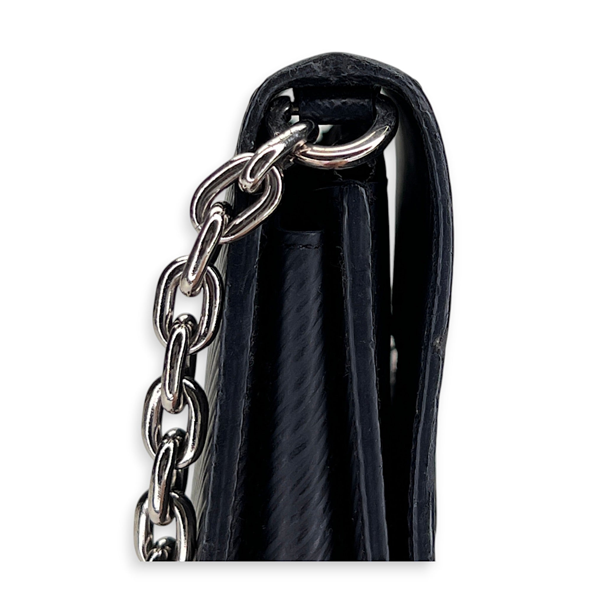 Louis Vuitton  Twist Wallet on chain in Epi leather, Silver Hardware_7
