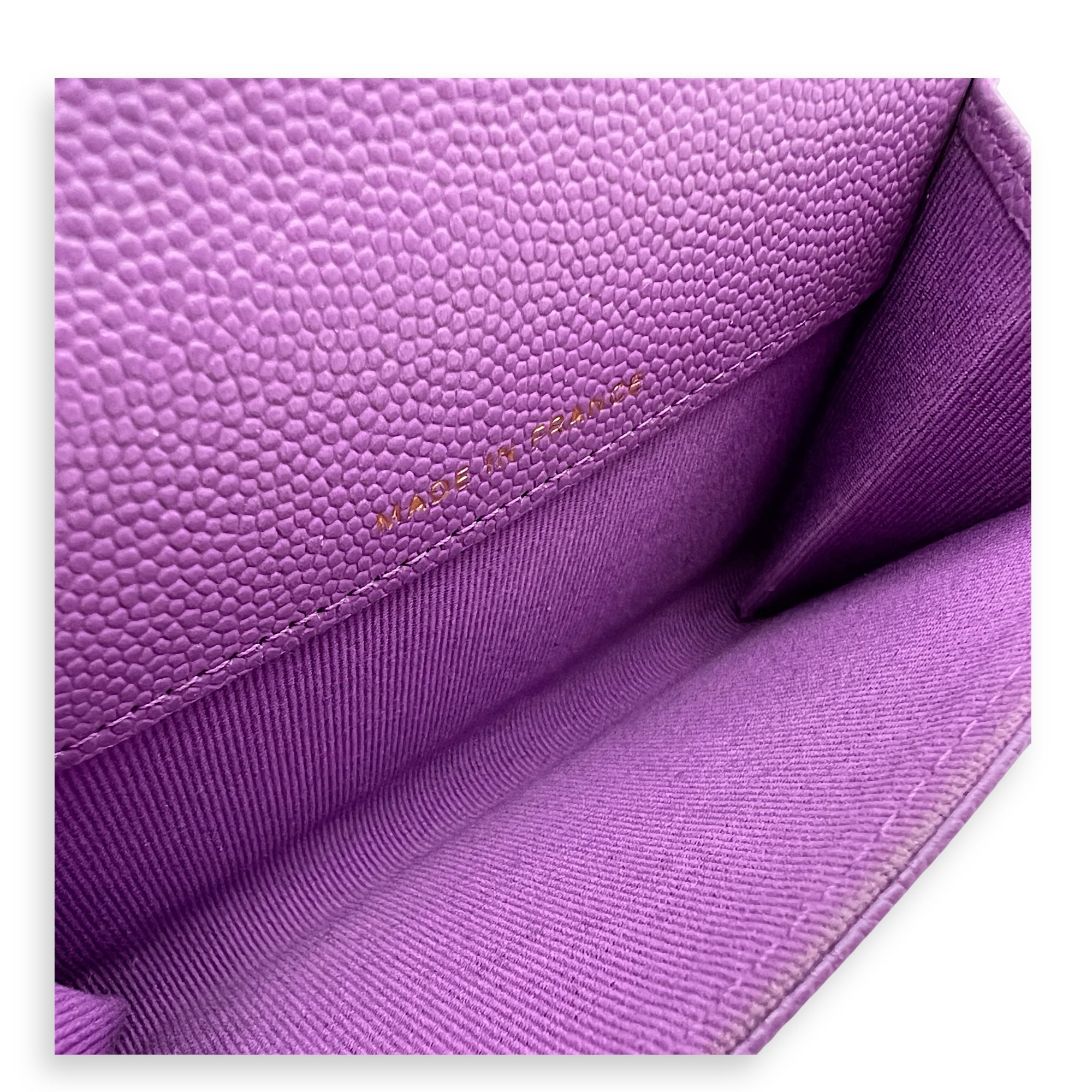 CC Wallet Purple in Caviar Leather, Gold hardware