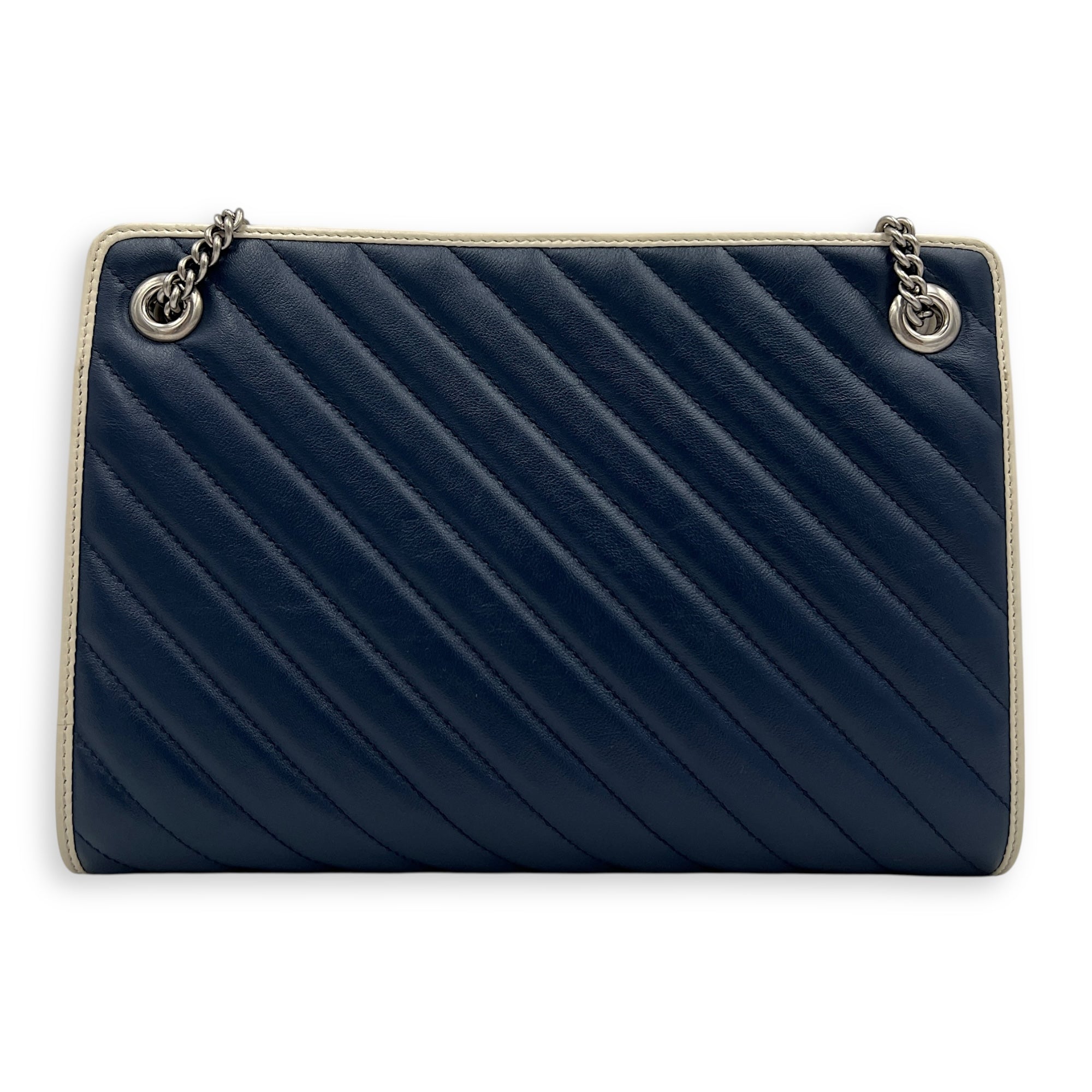 GG Marmont Tote Bag 4520819 in Calfskin, Silver hardware